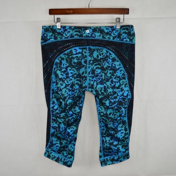 lululemon Stop At Nothing Crop Size 10 in Fleur Sombre Kayak Blue Dragonfly - Picture 3 of 4